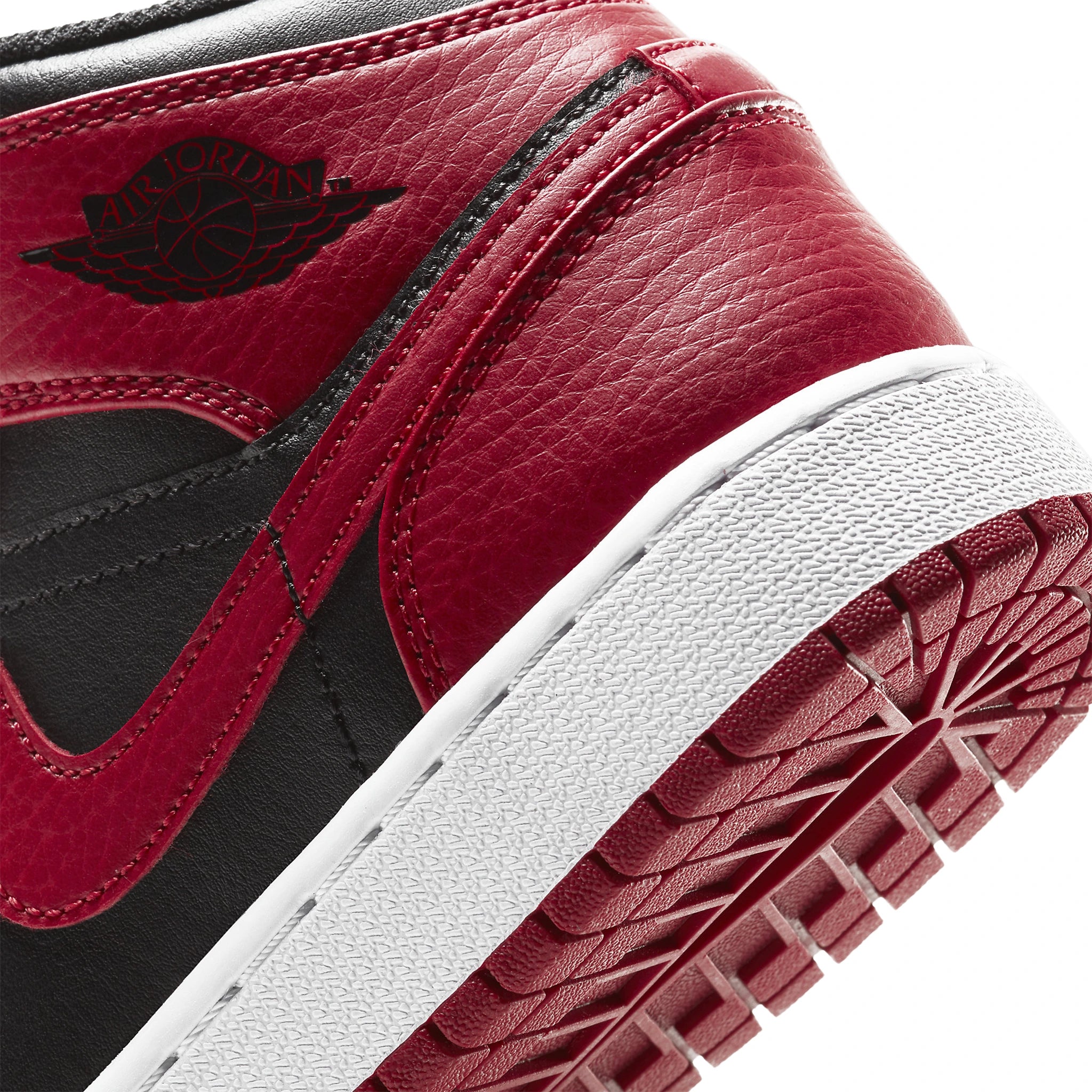 Heel view of Air Jordan 1 Mid Banned (GS) (Left Foot Only, No Box)