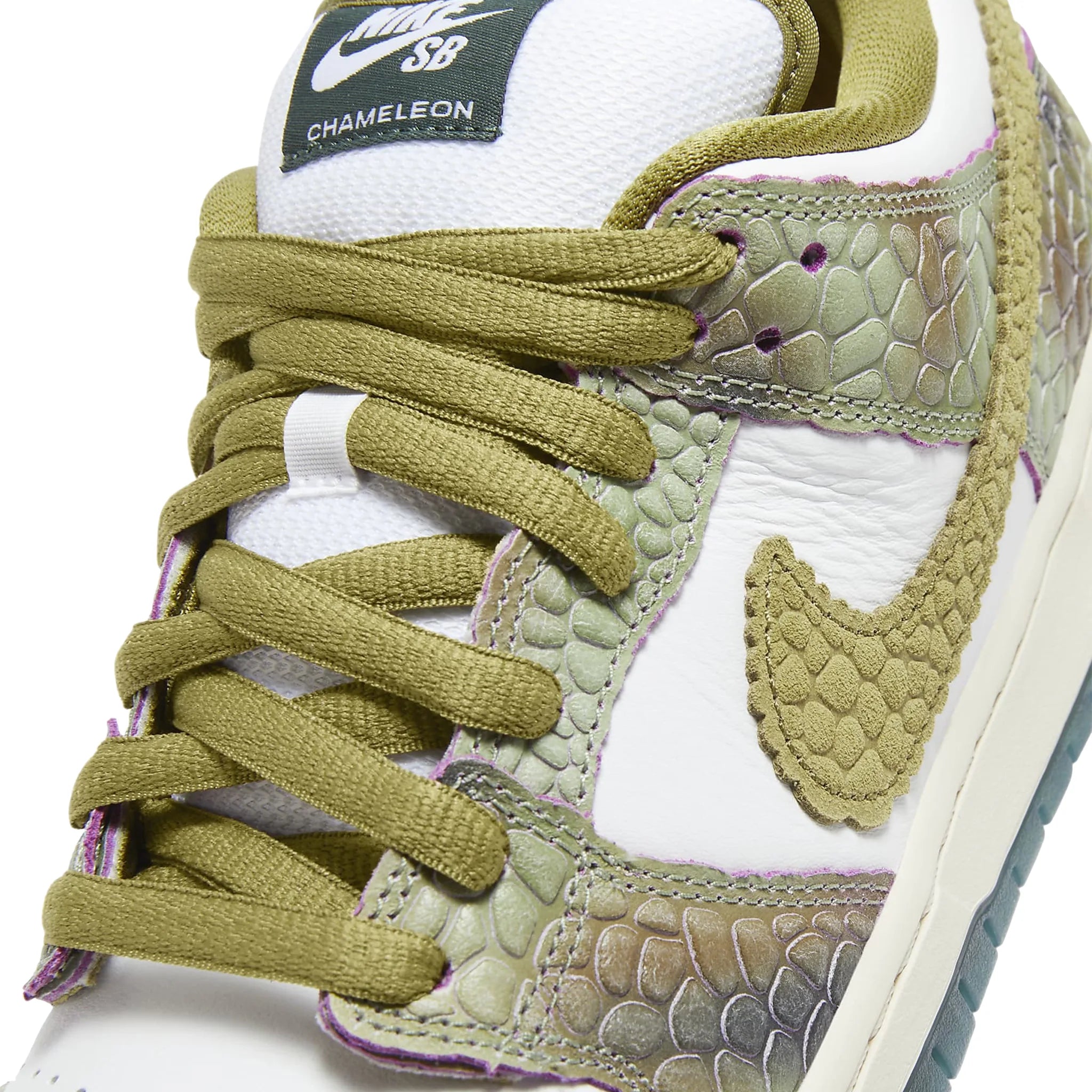 Tongue view of Alexis Sablone x Nike SB Dunk Low Chameleon HJ3386-300