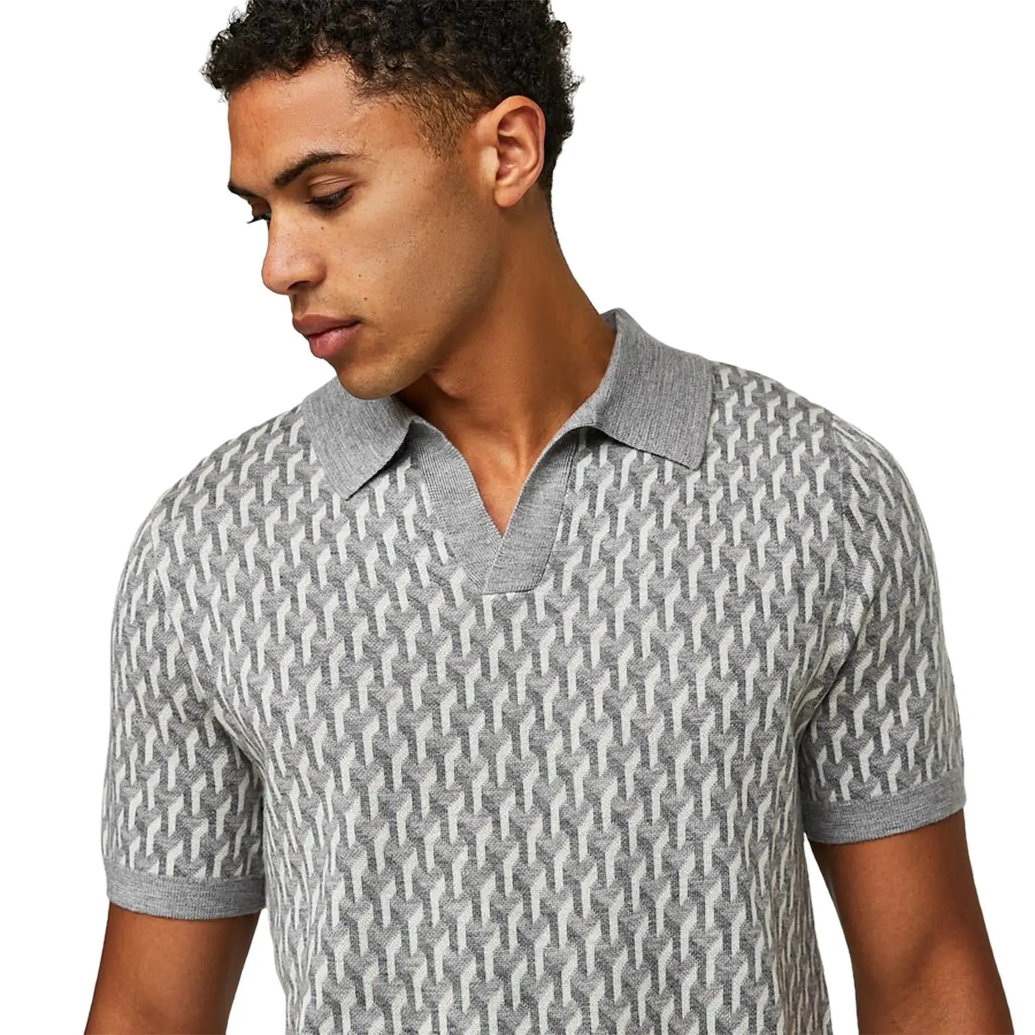 Model detail view of Belier Illusion Knit Grey Polo Shirt 4107289