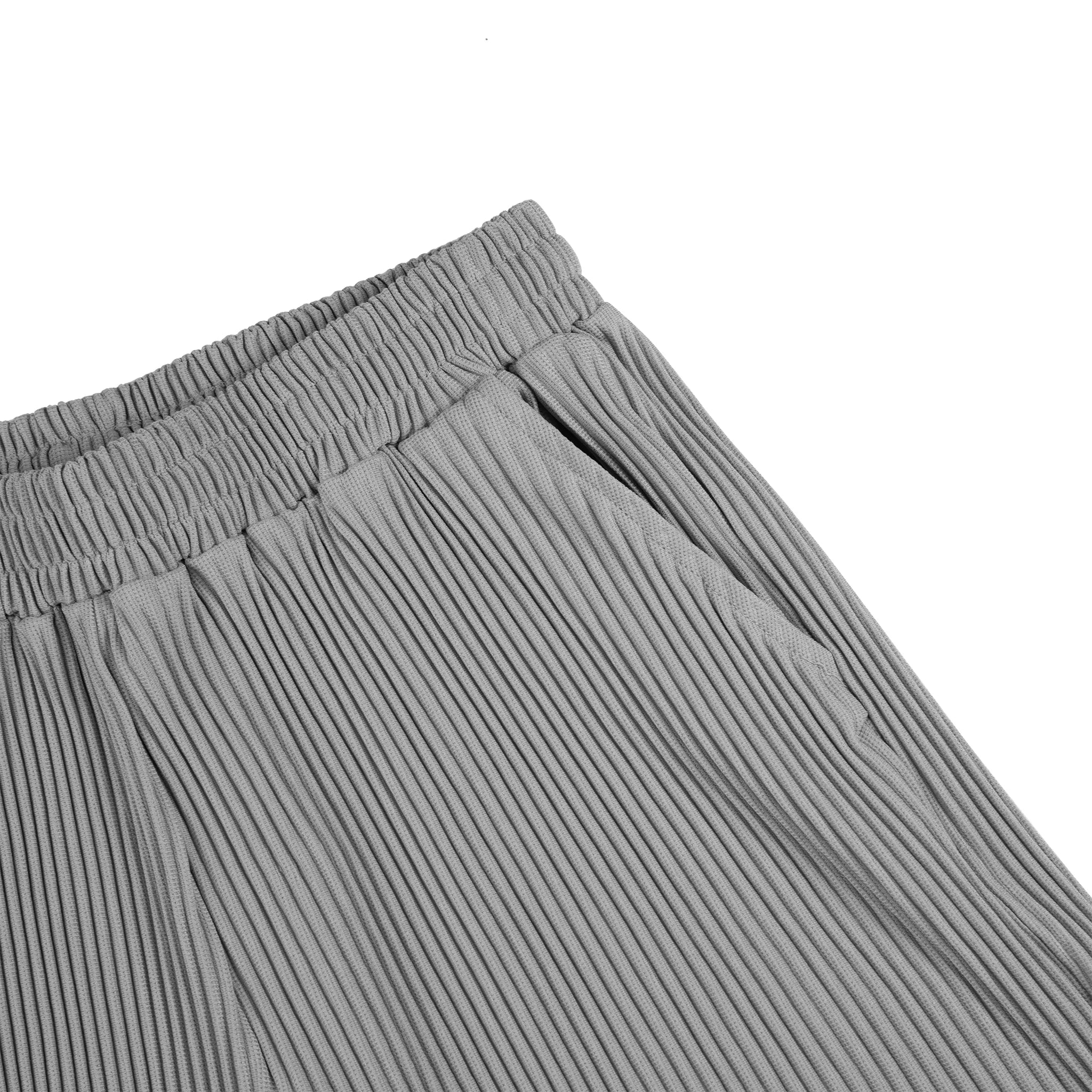 Detail view of Belier Pleated Light Grey Shorts BM-075