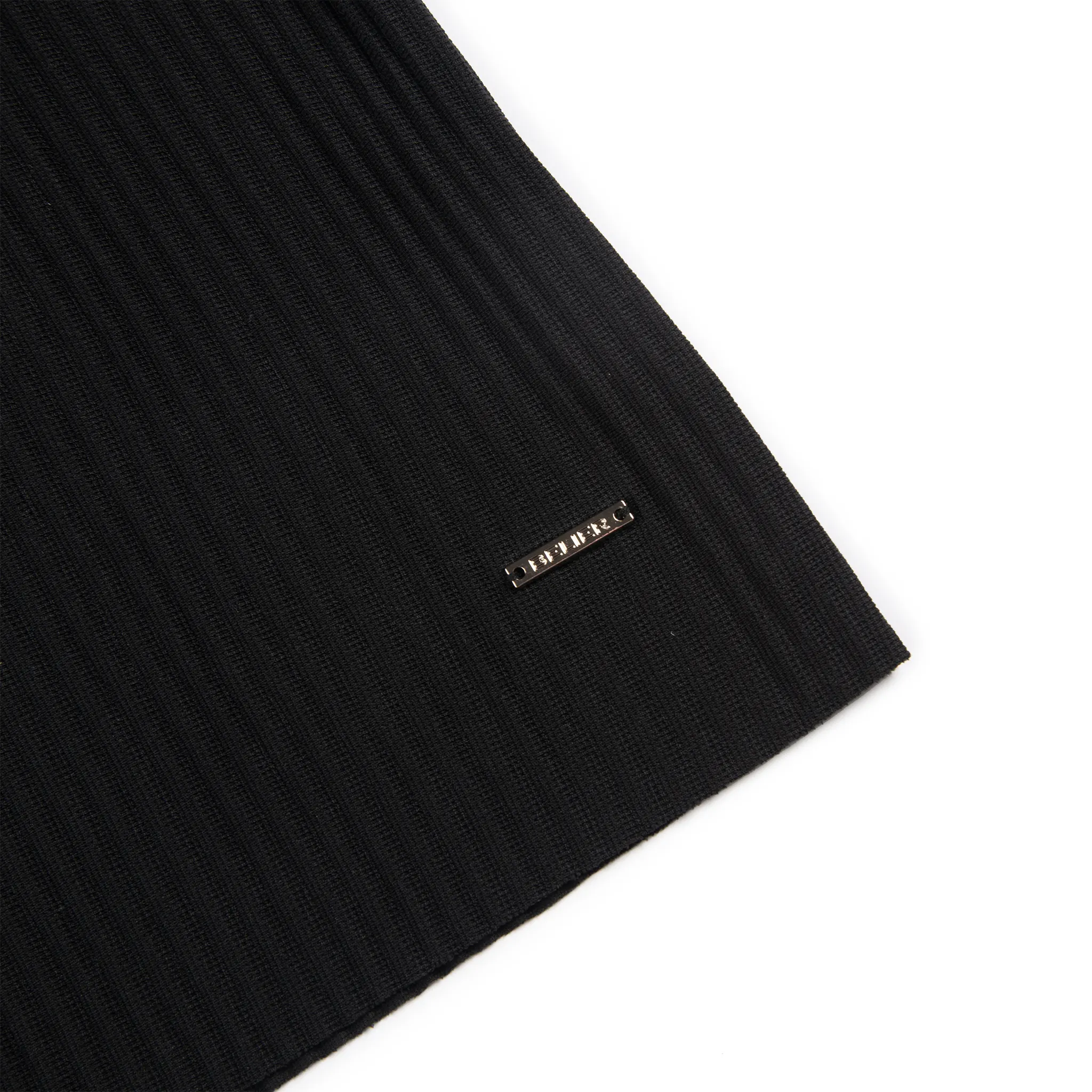 Detail view of Belier Pleated Short Sleeve Black Resort Shirt BM-073