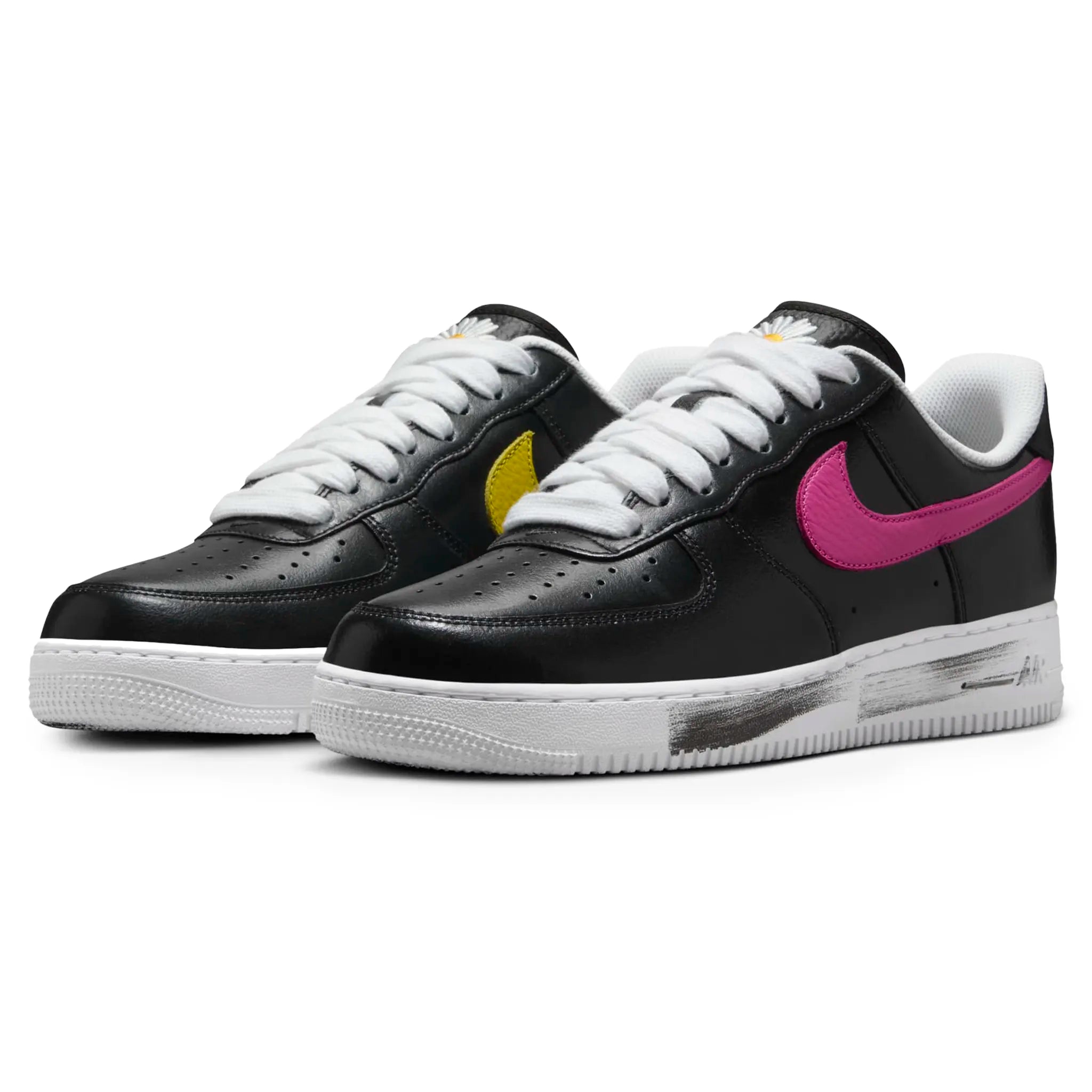 Front side view of G-Dragon Peaceminusone x Nike Air Force 1 07 Para-Noise 3.0 AQ3692-004