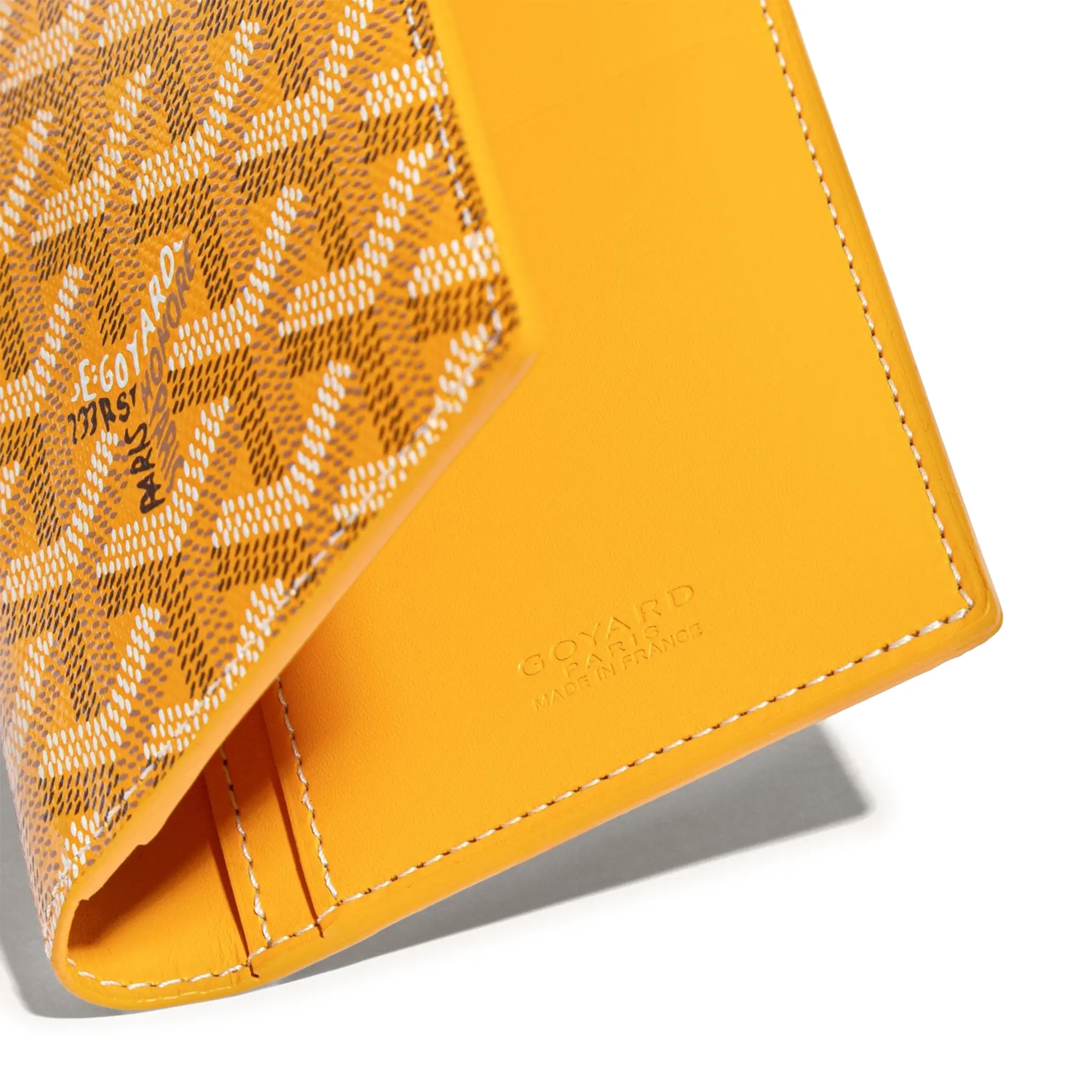 Detail view of Goyard Saint-Roch Wallet Yellow STROC2PMLTY08CL08X