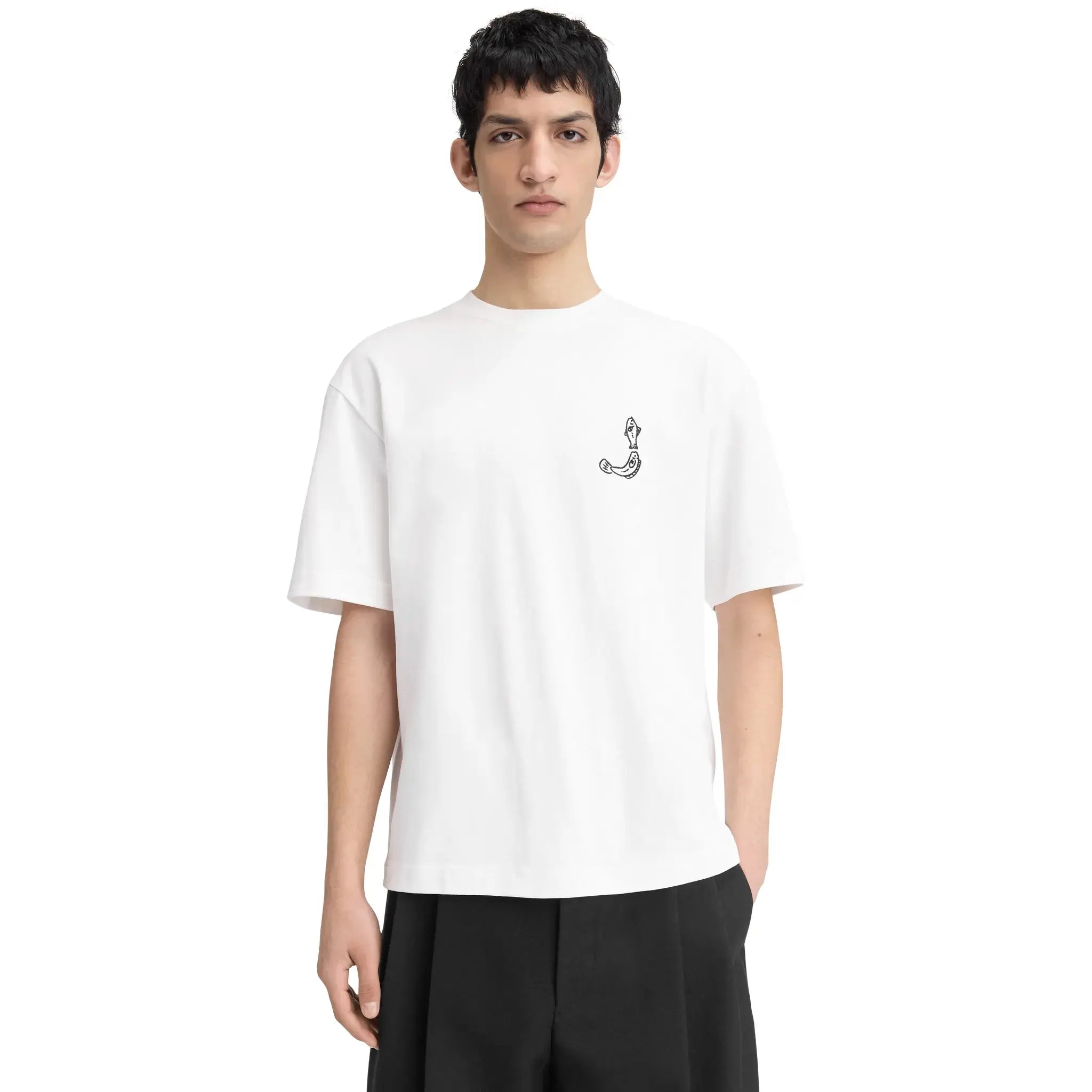 Model front view of Jacquemus Le Mer White T Shirt 246JS151-2125-100