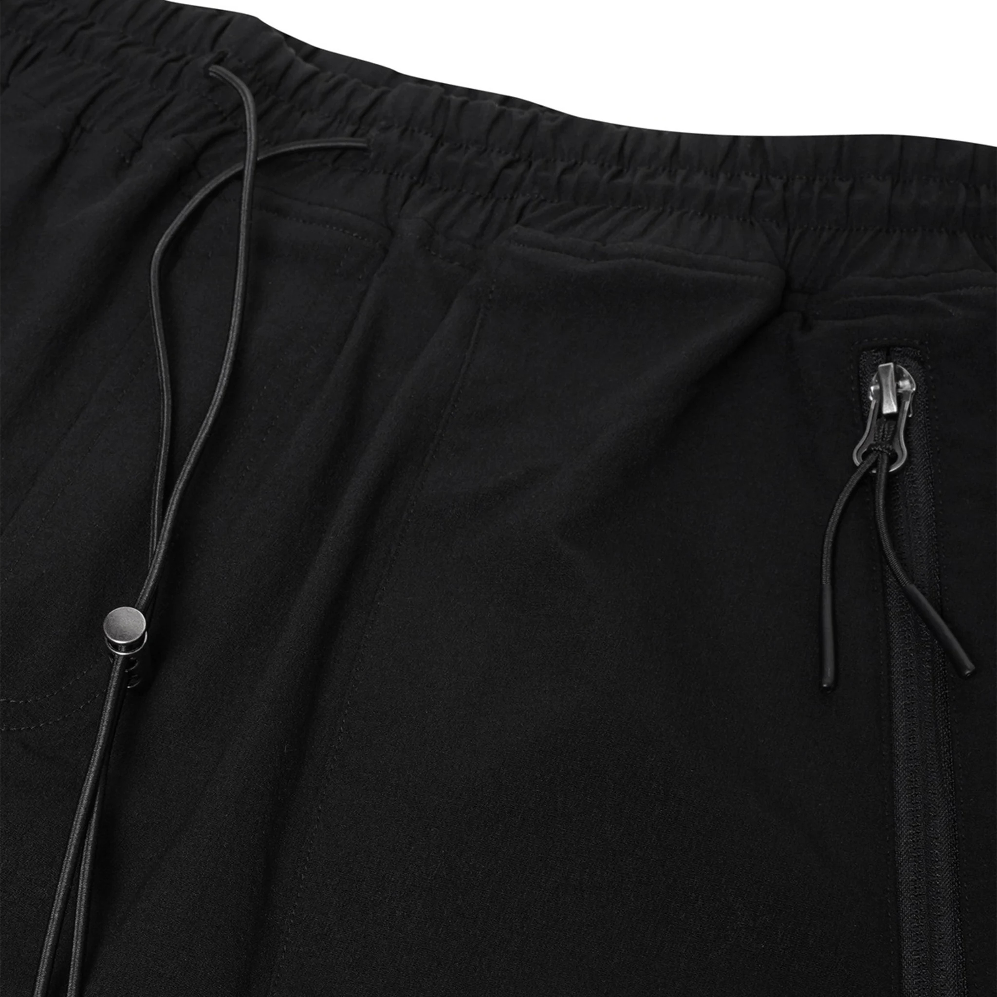 Close up of Légende Paris Essential Cargo Black