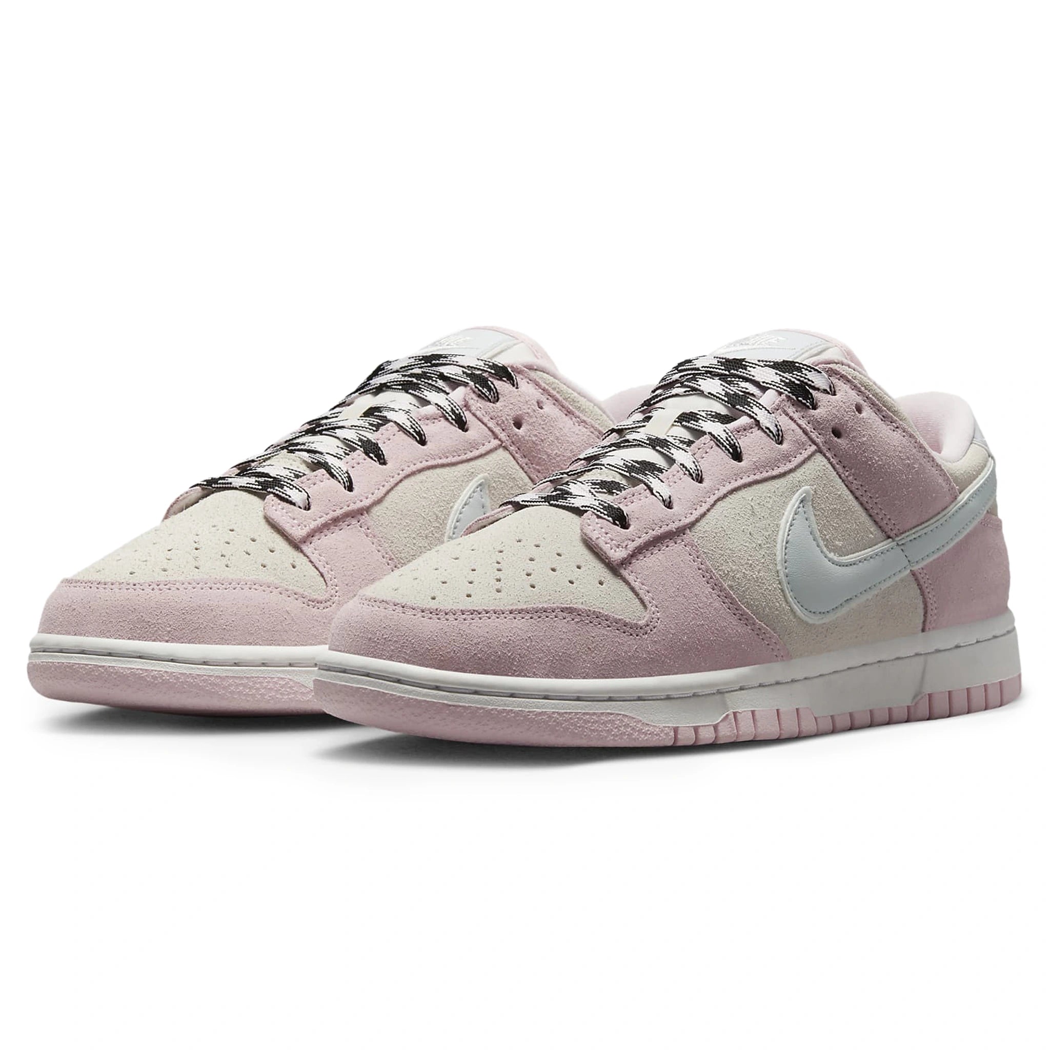 Front side view of Nike Dunk Low LX Pink Foam (W) DV3054-600