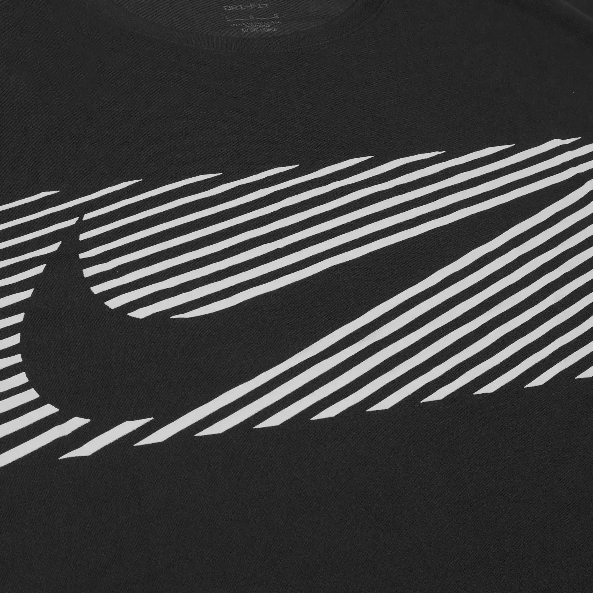 T Shirt logo view of Nike Flash Miler Black T-Shirts & Shorts FN3052-010 | FN3049-010