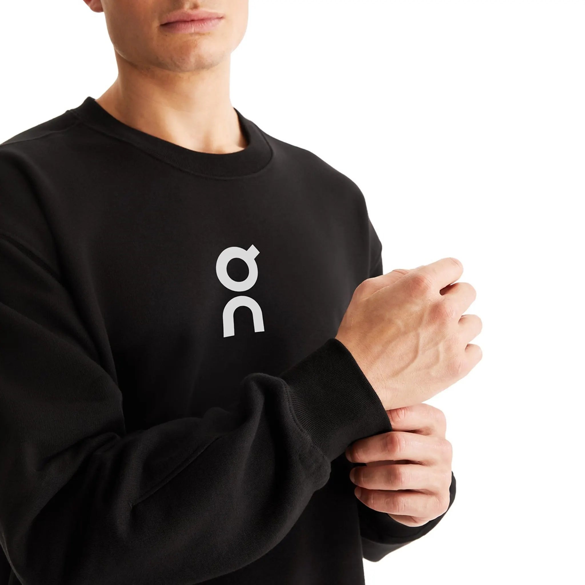 Model Detail view of On Running Club Crew Black Sweatshirt 1ME10340553