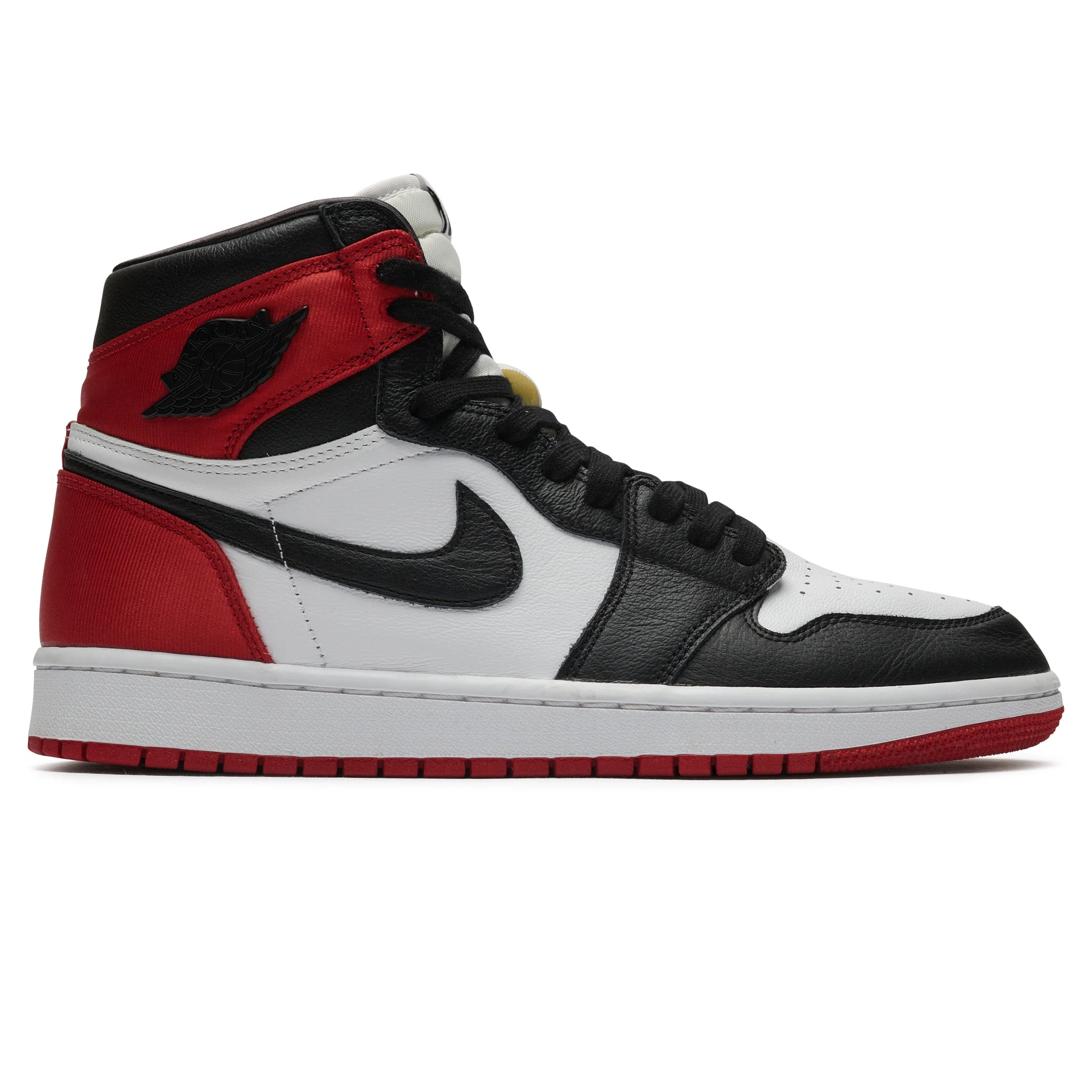 Side view of Preloved - Air Jordan 1 Retro High Satin Black Toe (W) CD0461-016