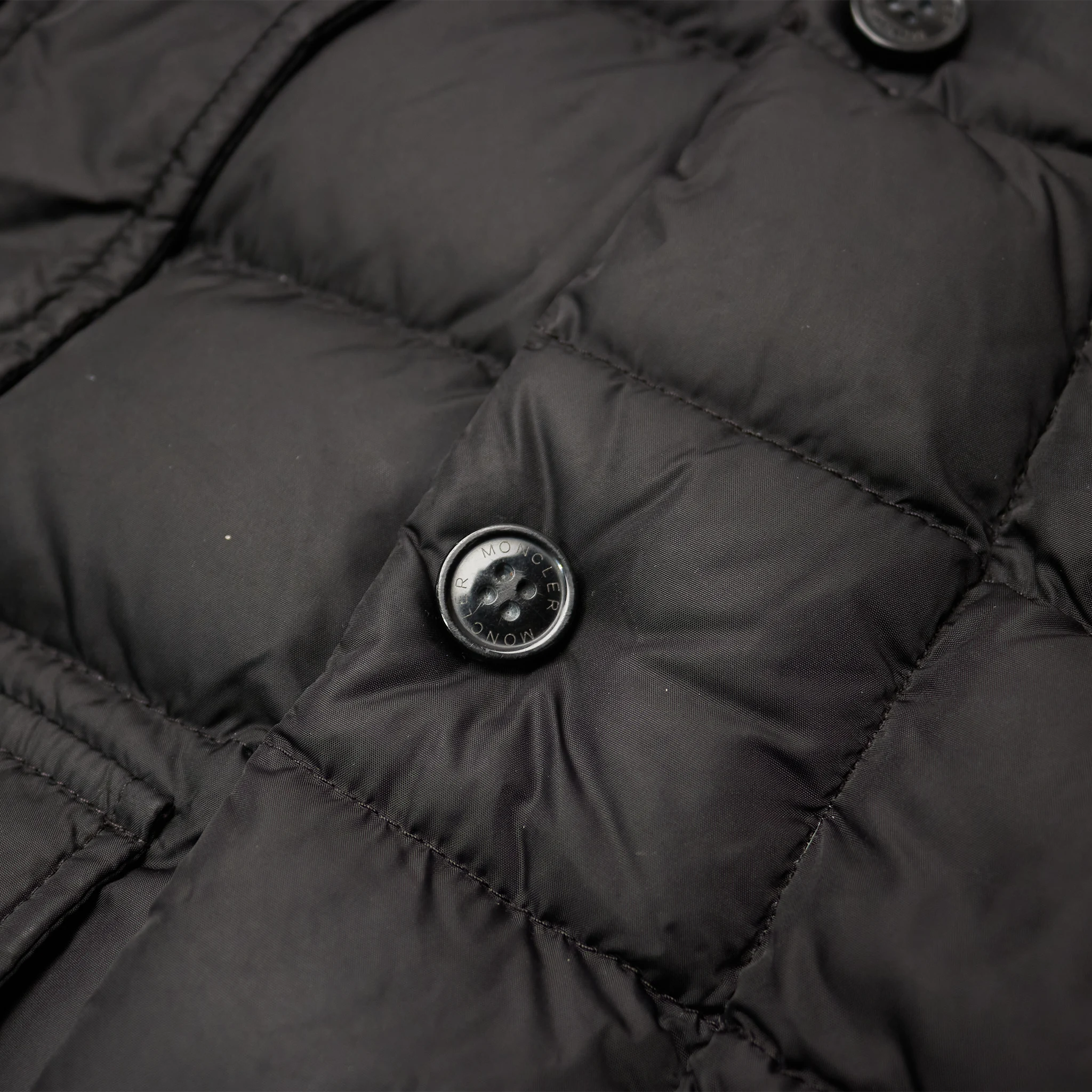 Button view of Preloved - Moncler Cluny Black Short Down 100% Real Fur Kids Parka Jacket 