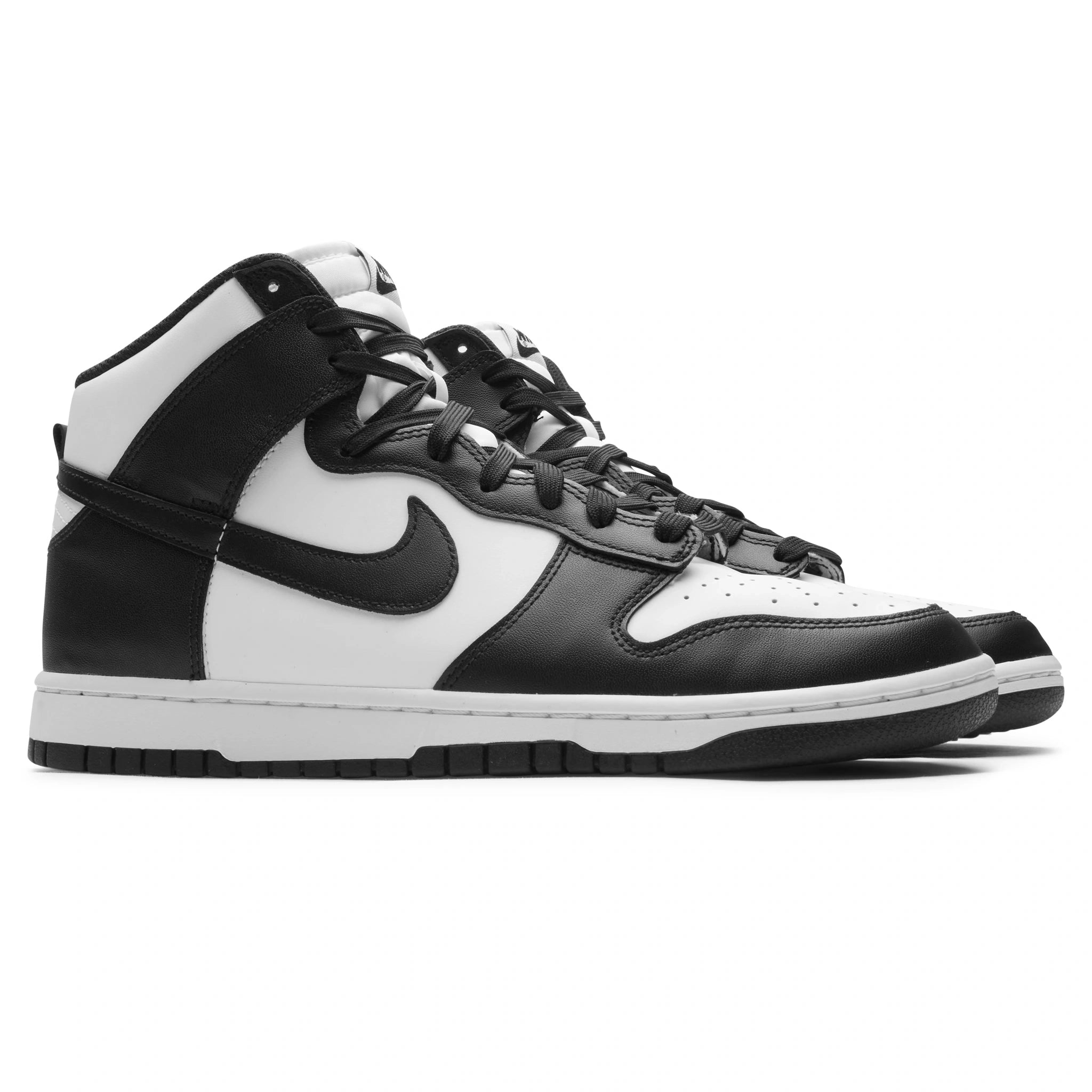 Front side view of Preloved - Nike Dunk High Panda Black White (2021) DD1399-105