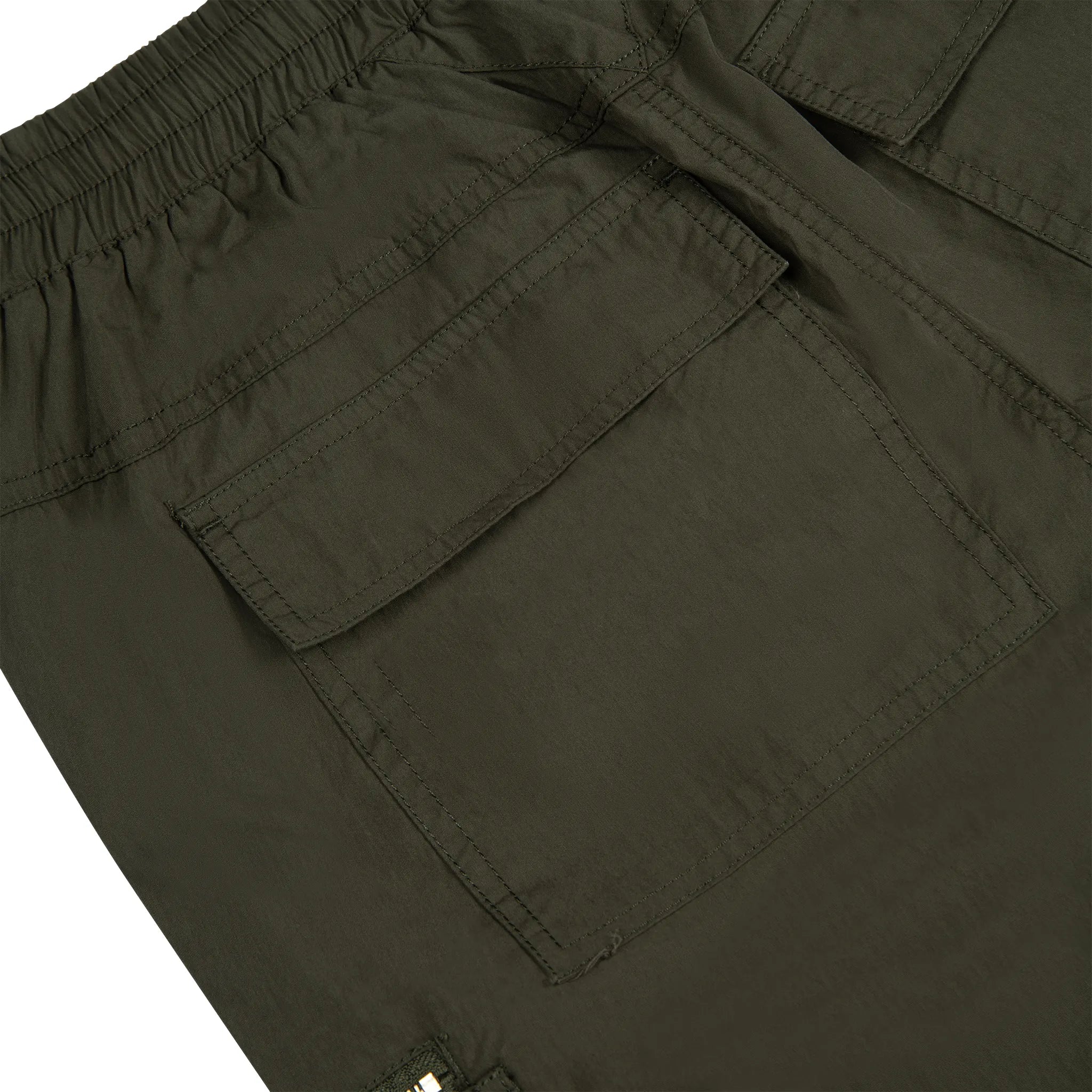 Back pocket view of SIARR Military Shorts Dark Green