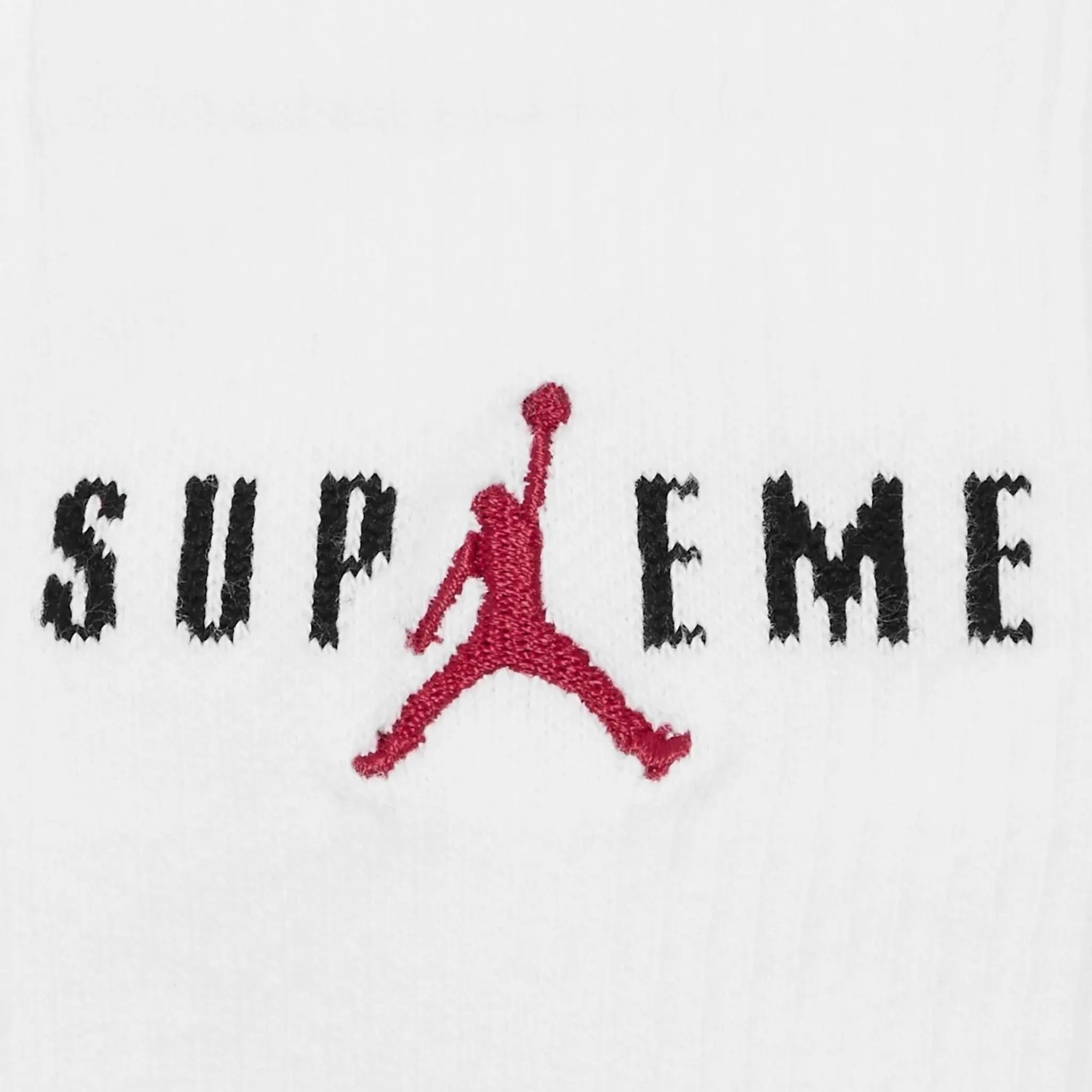 Supreme x Jordan White Crew Socks (2 Pack)